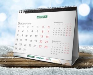 Realistic Desk Calendar 2018 Template