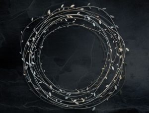 Realistic Wreath Design For Photoshop