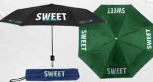 Hi-res Realistic Umbrella Mockup PSD